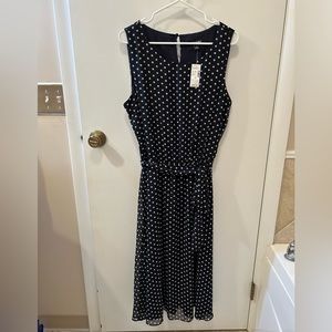 Roz & Ali sleeveless black dress